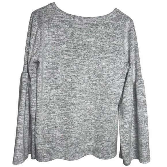 a.n.a. Gray Long Sleeve Top Size Large Soft Knit Bell Sleeve Cozy Casual - Picture 3 of 5